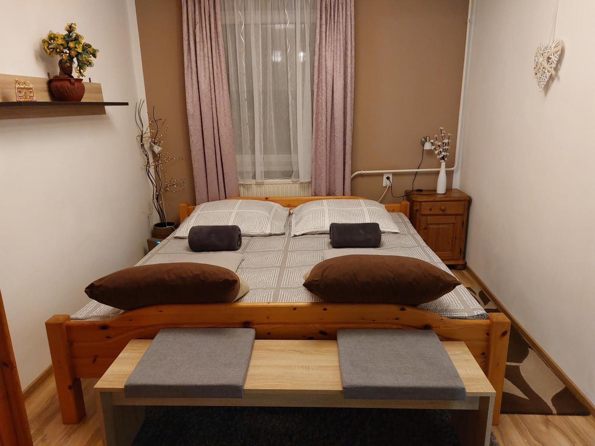 Kata Vendégház Sátoraljaújhely Exterior foto