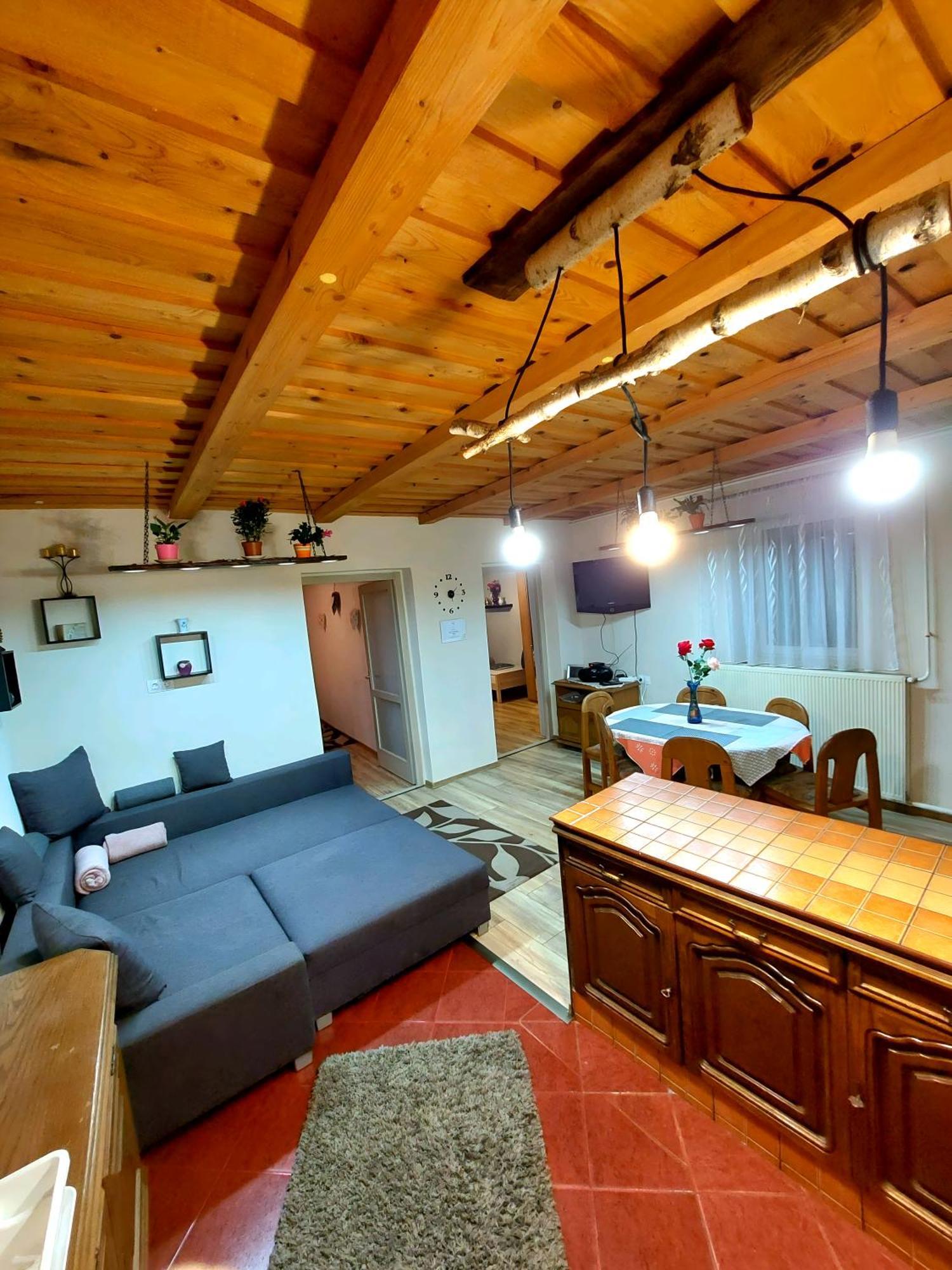 Kata Vendégház Sátoraljaújhely Exterior foto